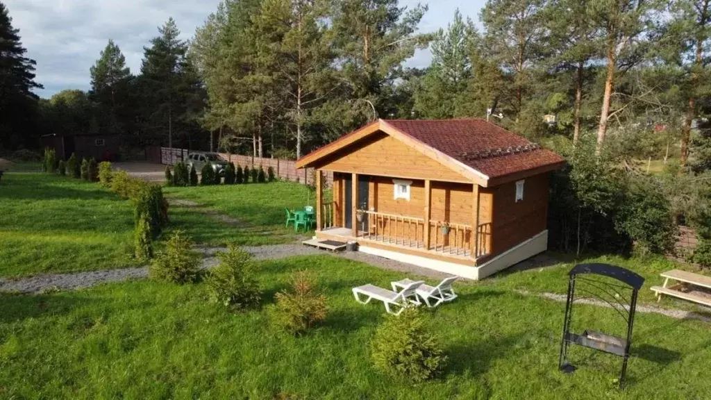 Дом в Карелия, Лахденпохский муниципальный округ, пос. Ласанен ул. ... - Фото 1