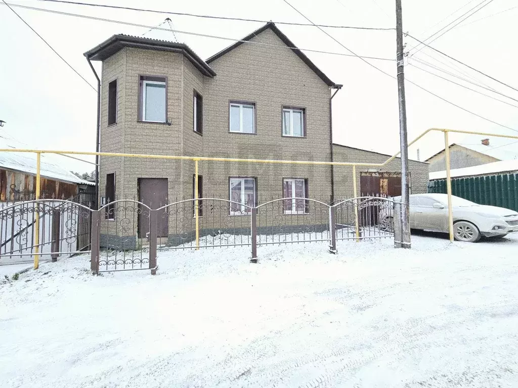 Коттедж в Свердловская область, Асбест ул. Декабристов, 9 (226 м) - Фото 1