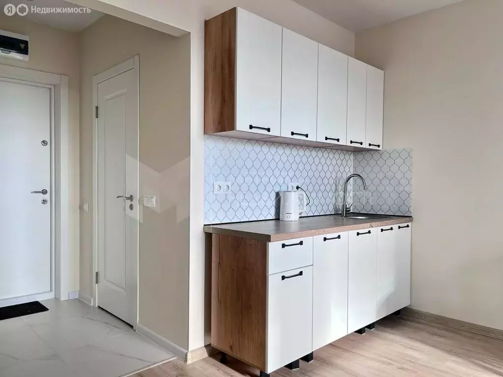 Квартира-студия: Тюмень, Полевая улица, 117к8 (21.8 м) - Фото 2