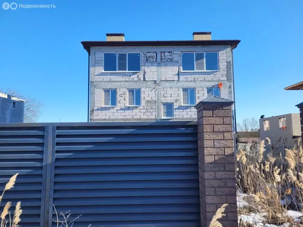 Дом в Волгоград, Иртышская улица (400 м) - Фото 2