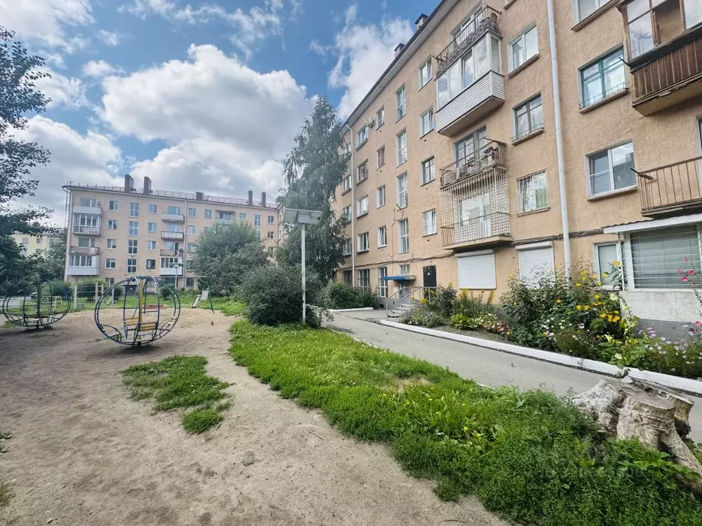 2-к кв. Омская область, Омск просп. Карла Маркса, 69 (43.0 м) - Фото 2