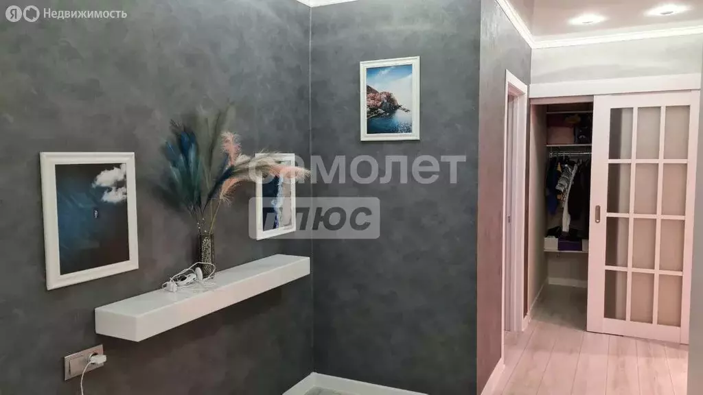 3-комнатная квартира: Краснодар, микрорайон Комсомольский, Приозёрная ... - Фото 1