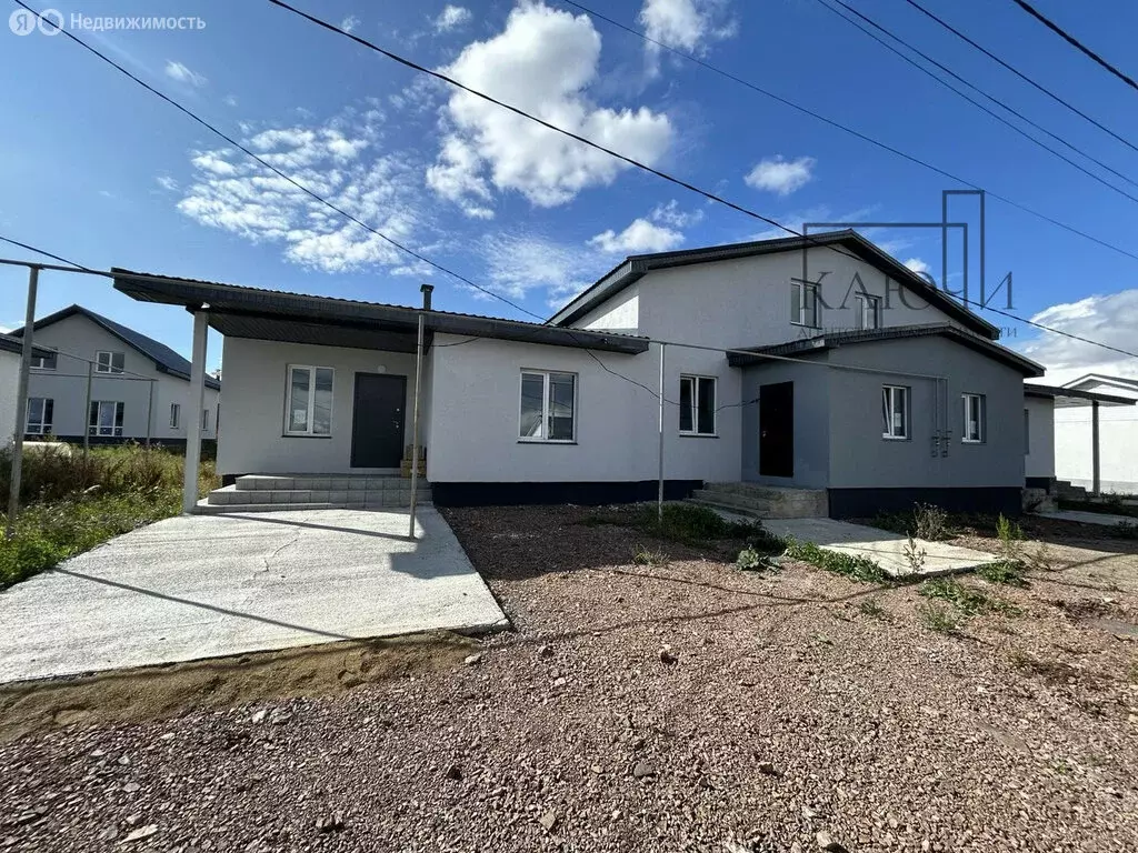 Дом в Челябинская область, Магнитогорск (100 м) - Фото 1