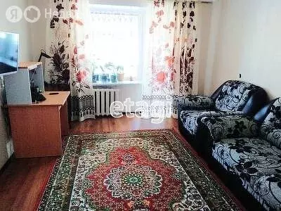 2-комнатная квартира: Заводоуковск, улица Дзержинского, 5 (49.2 м) - Фото 0