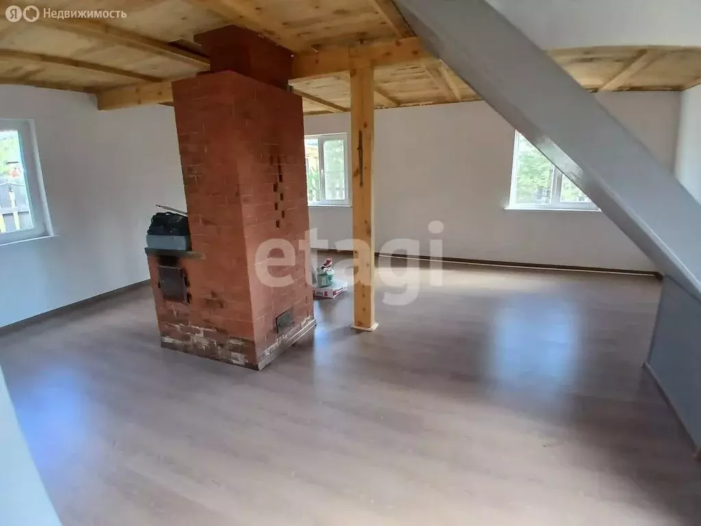 Дом в Улан-Удэ, улица Андреева (100 м) - Фото 1