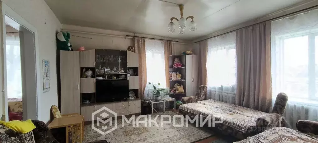 Дом в Брянская область, Выгоничский район, Утынское с/пос, пос. ... - Фото 1