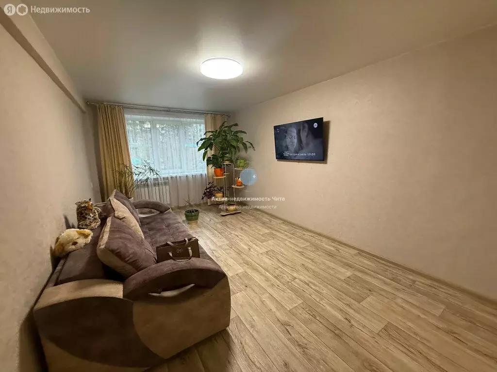 3-комнатная квартира: Атамановка, улица Гагарина, 16 (70 м) - Фото 1