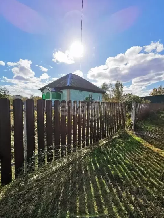 Дом в Алтайский край, Бийск Октябрьская ул. (68 м) - Фото 1