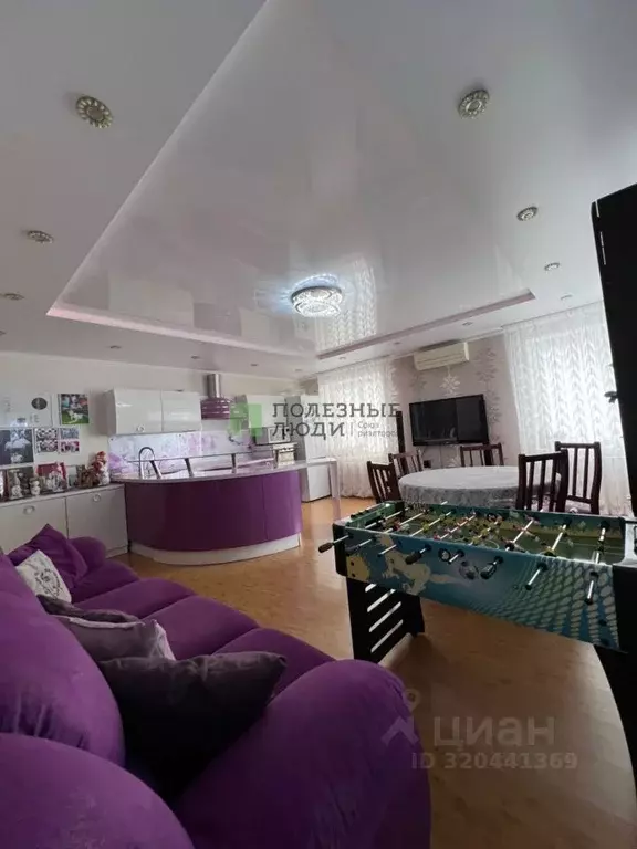 3-к кв. Астраханская область, Астрахань ул. Татищева, 43Б (89.2 м) - Фото 0