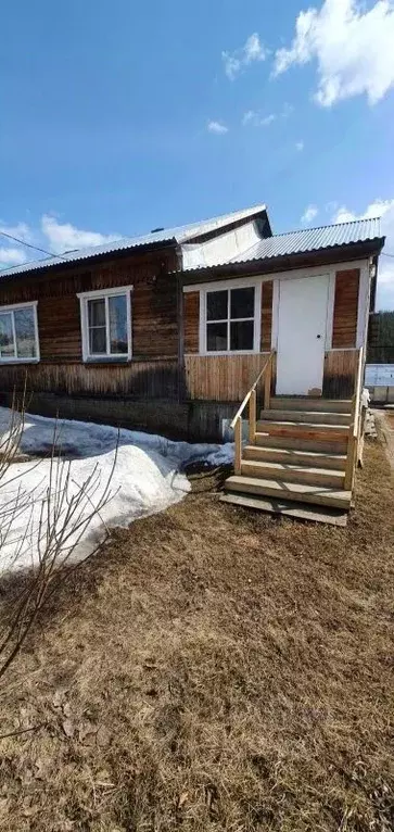 3-к кв. Иркутская область, Усть-Илимский муниципальный округ, пос. ... - Фото 1