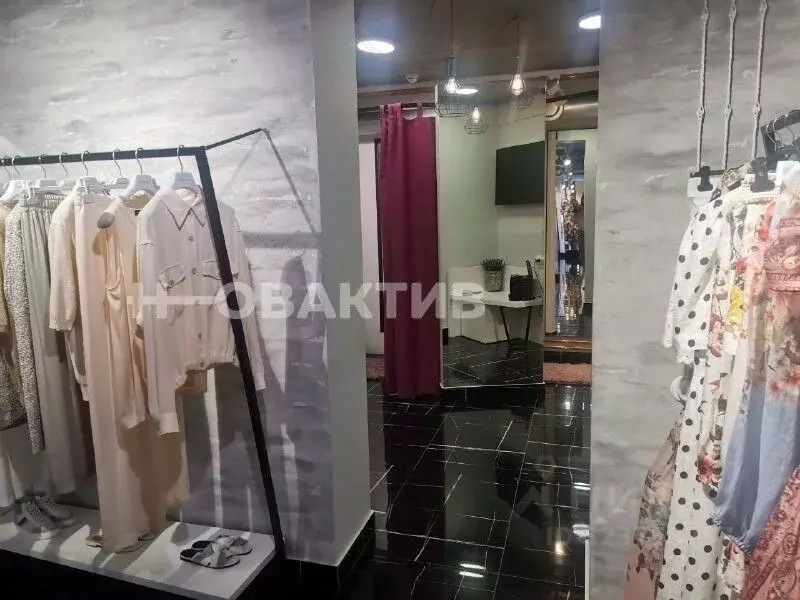 Торговая площадь в Новосибирская область, Новосибирск ул. Крылова, 4 ... - Фото 2