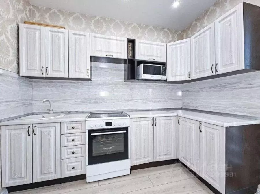 2-к кв. Новосибирская область, Новосибирск ул. Кирова, 225 (65.0 м) - Фото 0