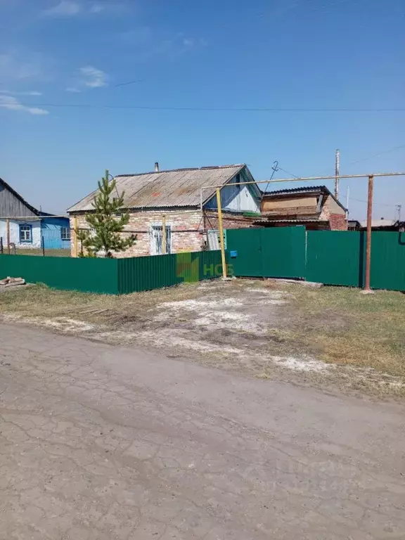 Дом в Омская область, Омский район, с. Петровка Строительная ул. (78 ... - Фото 1