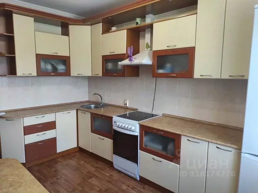 1-к кв. Курская область, Курск Республиканская ул., 55А (50.0 м) - Фото 0