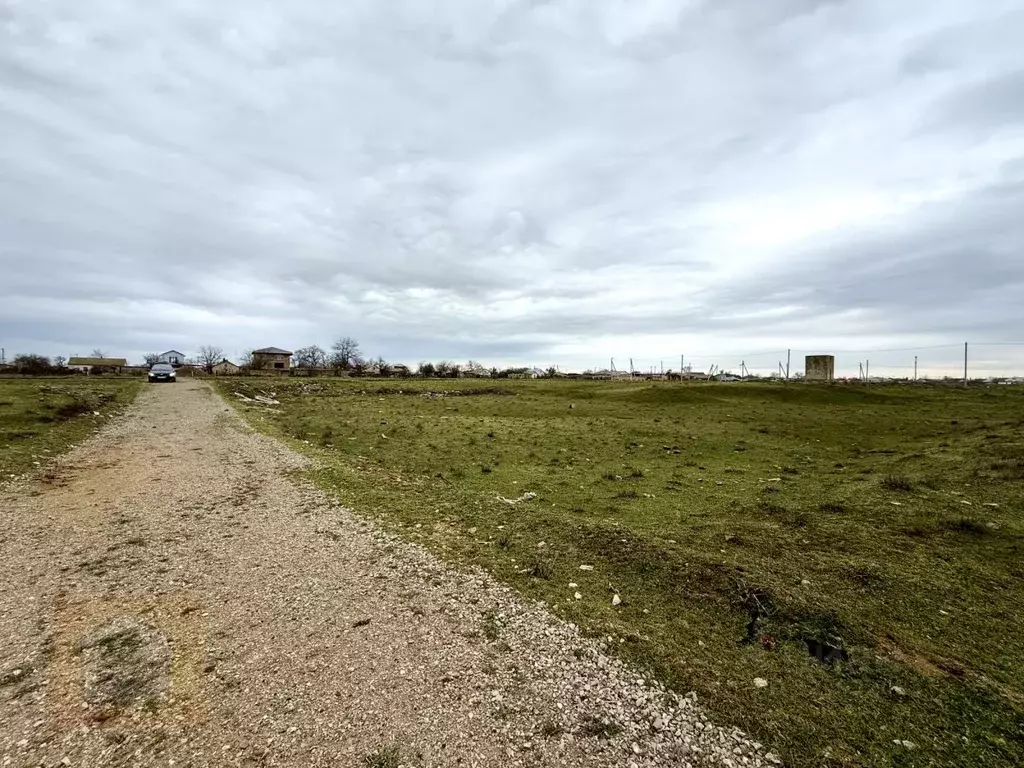 Участок в Крым, Сакский район, Молочненское с/пос, с. Абрикосовка ул. ... - Фото 2