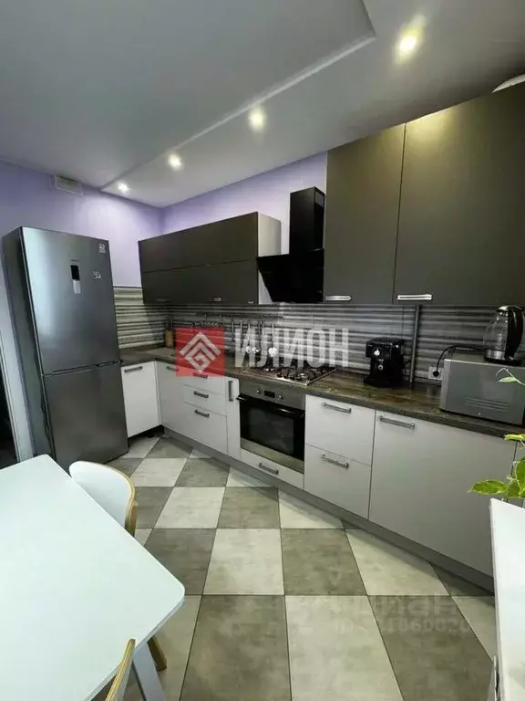 2-к кв. Севастополь ул. Колобова, 34/1 (55.0 м) - Фото 1