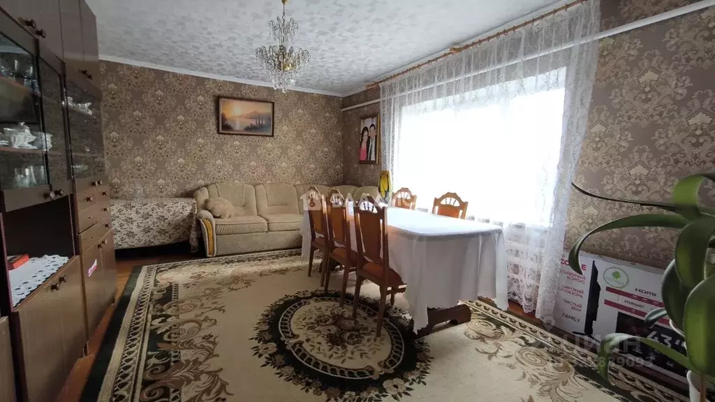 Дом в Крым, Сакский район, с. Крайнее ул. 40 лет Победы, 1 (185 м) - Фото 2