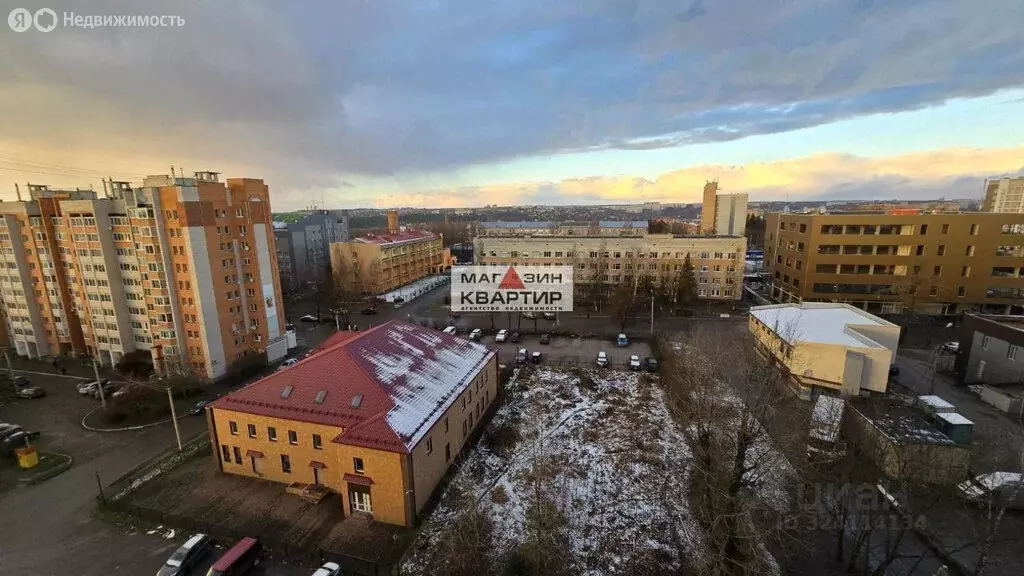 3-комнатная квартира: Смоленск, улица Нормандия-Неман, 33 (68 м) - Фото 1