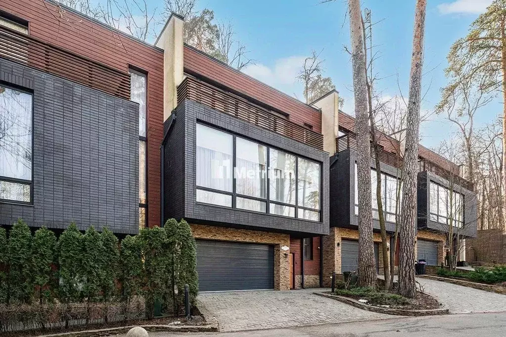 Таунхаус в Московская область, Одинцовский городской округ, д. Жуковка ... - Фото 1