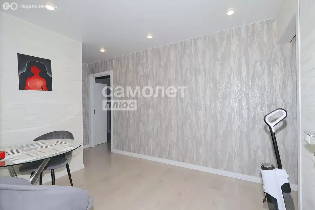 3-комнатная квартира: Кемерово, проспект Ленина, 50 (58.1 м) - Фото 0