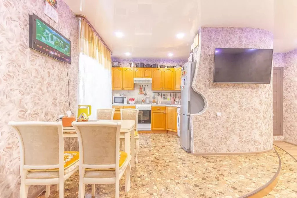 3-к кв. Сахалинская область, Холмск Советская ул., 75 (65.3 м) - Фото 1