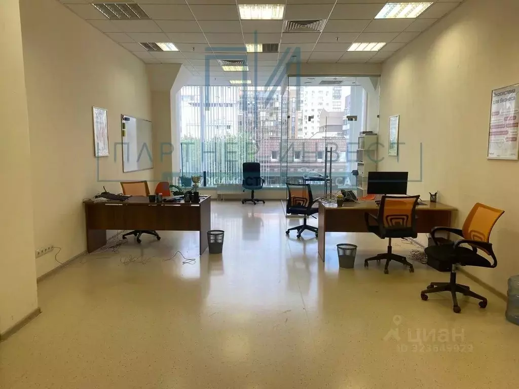 Офис в Свердловская область, Екатеринбург ул. Розы Люксембург, 22 (53 ... - Фото 2