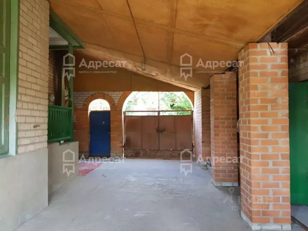 Дом в Волгоградская область, Волгоград Мелиоративная ул. (272 м) - Фото 2