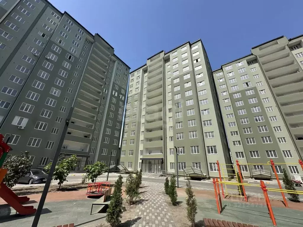 3-к кв. Дагестан, Каспийск ул. Каспийское шоссе, 1/4 (107.0 м) - Фото 1