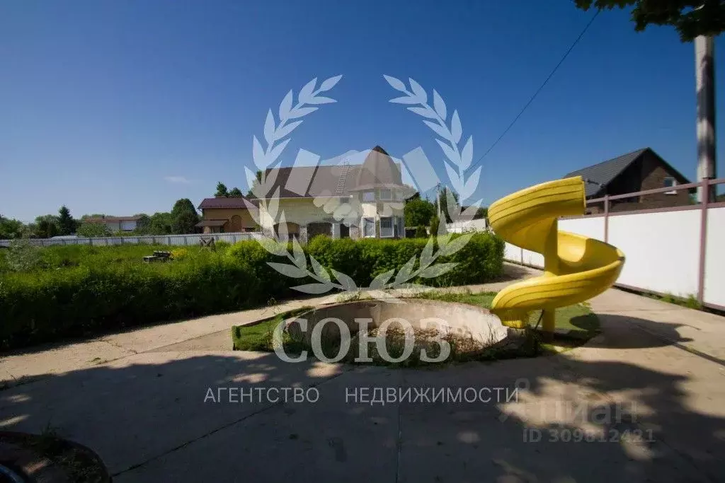 Дом в Калужская область, Дзержинский район, Дворцы с/пос, д. Колышево ... - Фото 2