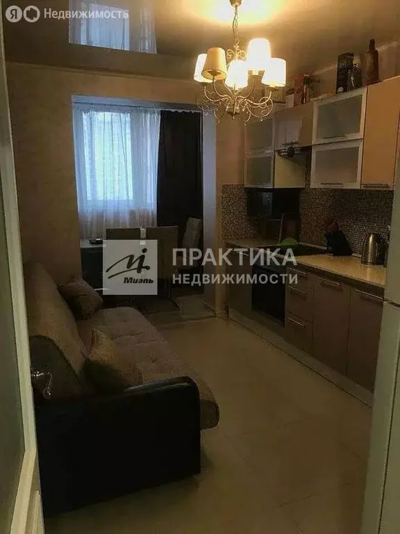 2-комнатная квартира: Балашиха, улица Дмитриева, 12 (57 м) - Фото 2