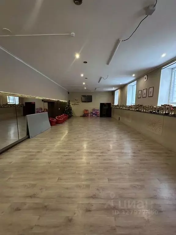 Помещение свободного назначения в Санкт-Петербург ул. Тамбасова, 29К2 ... - Фото 1