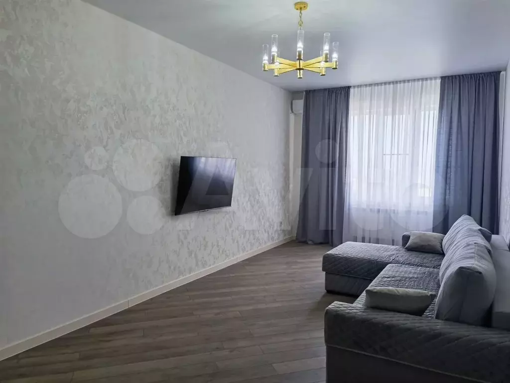2-к. квартира, 85 м, 9/9 эт. - Фото 1