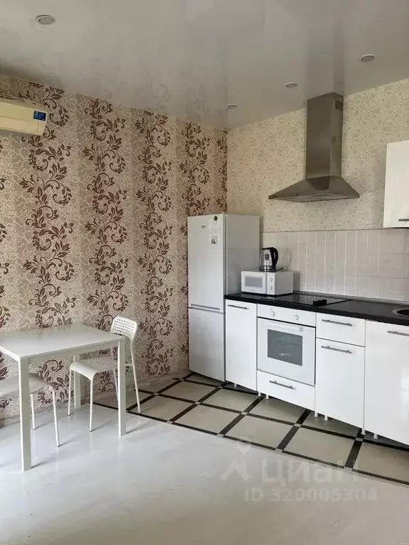 Студия Волгоградская область, Волгоград ул. Ханпаши Нурадилова, 7 ... - Фото 1