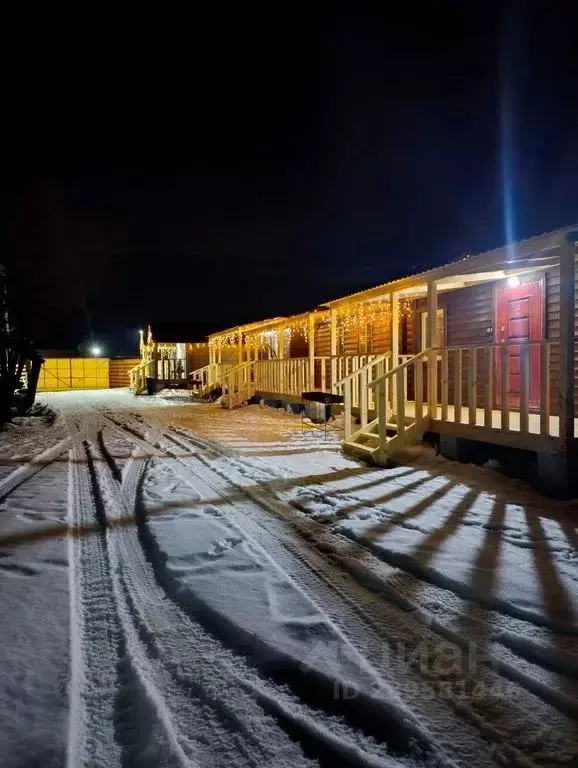 Дом в Карачаево-Черкесия, Зеленчукский район, с. Архыз ул. Хубиева, 15 ... - Фото 0