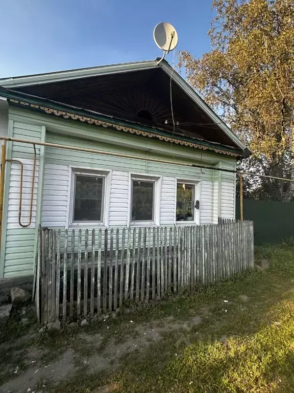 Дом в Свердловская область, Ревда ул. Металлистов, 35 (40 м) - Фото 0