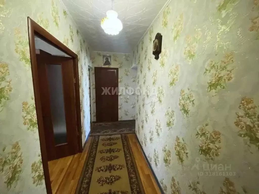 3-к кв. Астраханская область, с. Красный Яр ул. Ватаженская, 6 (65.0 ... - Фото 1