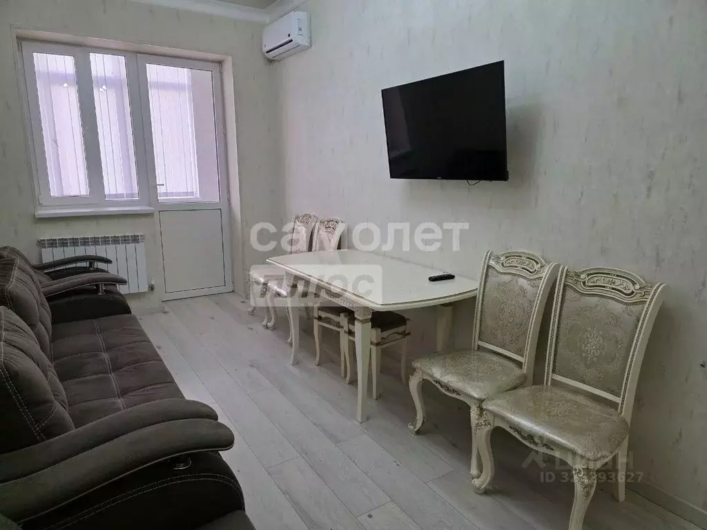 2-к кв. Кабардино-Балкария, Нальчик ул. Солнечная, 10к6 (60.0 м) - Фото 1