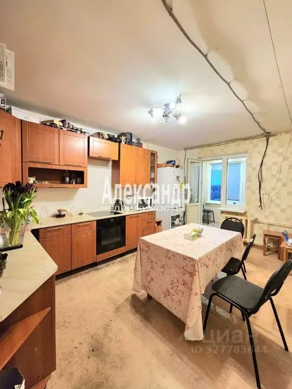 2-к кв. Ленинградская область, Кириши ул. Нефтехимиков, 43 (75.0 м) - Фото 1