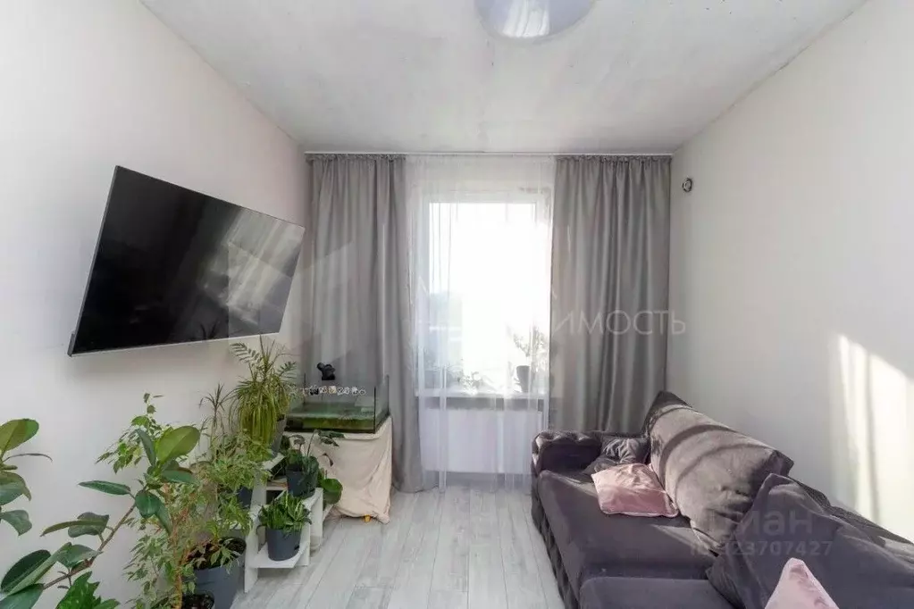 1-к кв. Тюменская область, Тюмень ул. Надира Сагдеева, 6 (29.0 м) - Фото 1