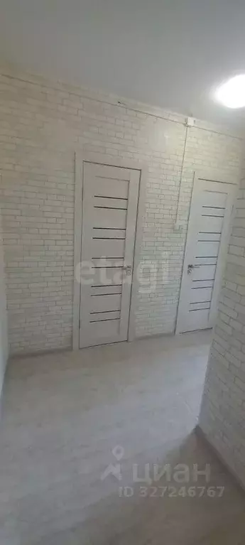 2-к кв. Саха (Якутия), Якутск ул. Заводская, 24 (56.7 м) - Фото 2