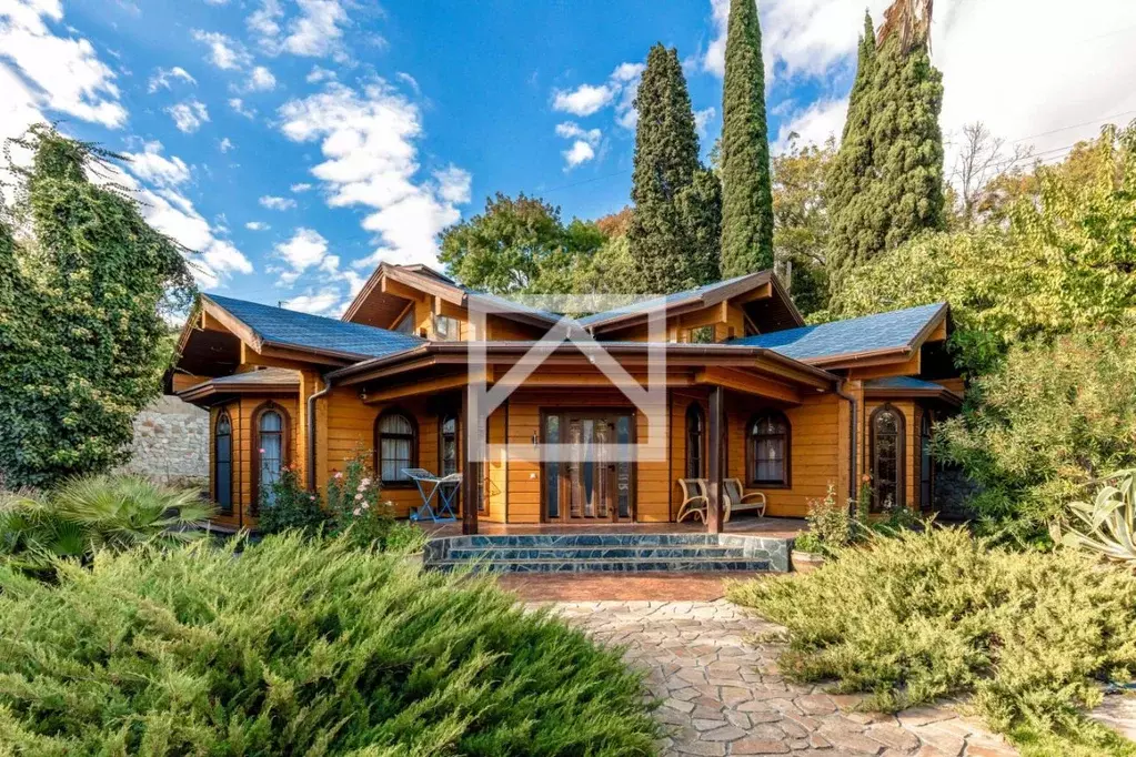 Дом в Крым, Ялта муниципальный округ, Массандра пгт ул. Совхозная, 13 ... - Фото 1