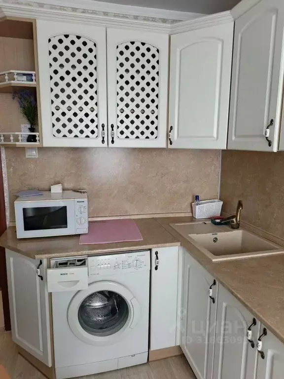 3-к кв. Тюменская область, Тюмень ул. Щербакова, 142 (59.4 м) - Фото 0