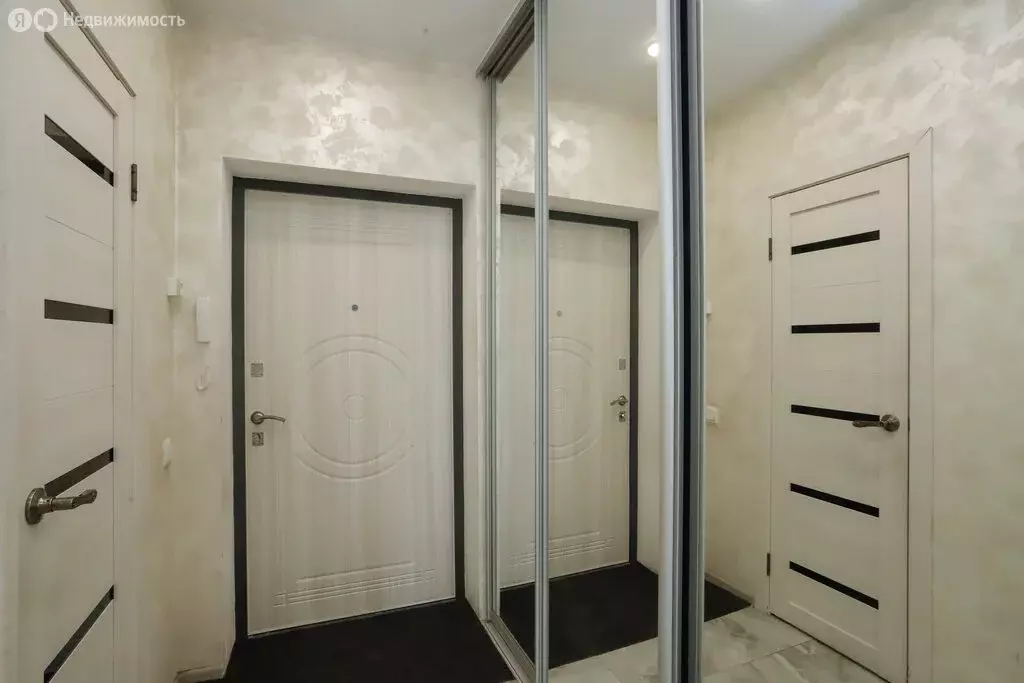 2-комнатная квартира: Иркутск, улица Лызина, 9 (48 м) - Фото 2