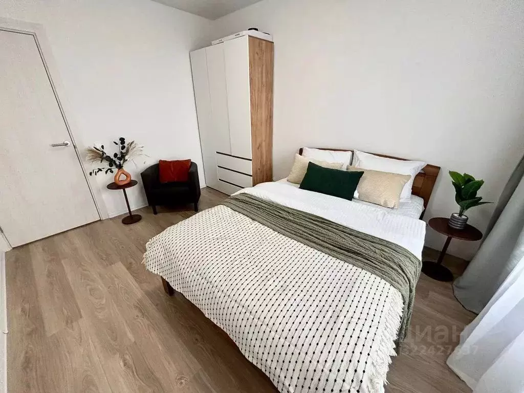 1-к кв. Свердловская область, Екатеринбург пер. Полимерный, 13 (46.0 ... - Фото 2