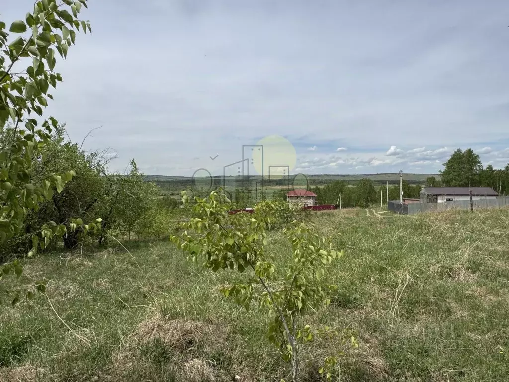 Участок в Иркутская область, Иркутский муниципальный округ, д. ... - Фото 1
