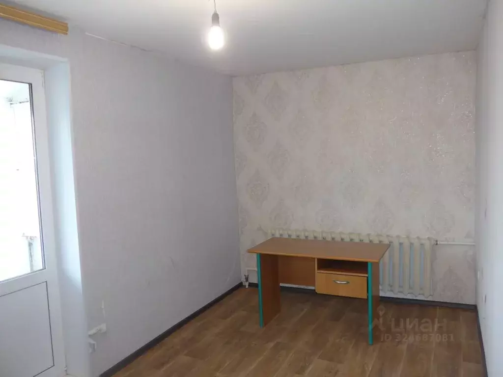 2-к кв. Оренбургская область, Бугуруслан 2-й мкр, 42 (40.8 м) - Фото 2