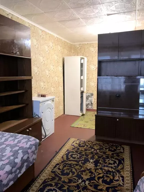 Комната Псковская область, Псков ул. Плехановский Посад, 73 (18.0 м) - Фото 1