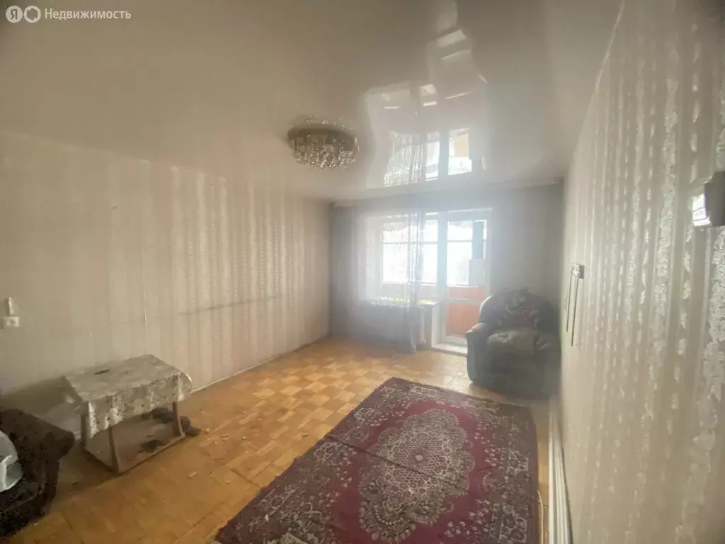 2-комнатная квартира: Полевской, Октябрьская улица, 57 (49.6 м) - Фото 2