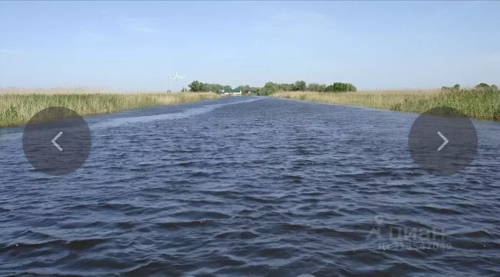 Участок в Астраханская область, Володарский район, с. Разино  (30.0 ... - Фото 0