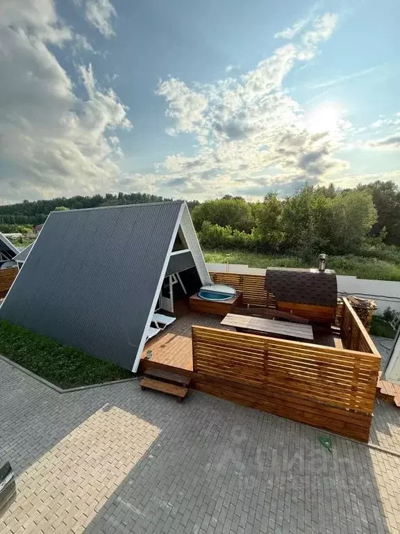 Дом в Башкортостан, Туймазинский район, Николаевский сельсовет, д. ... - Фото 1